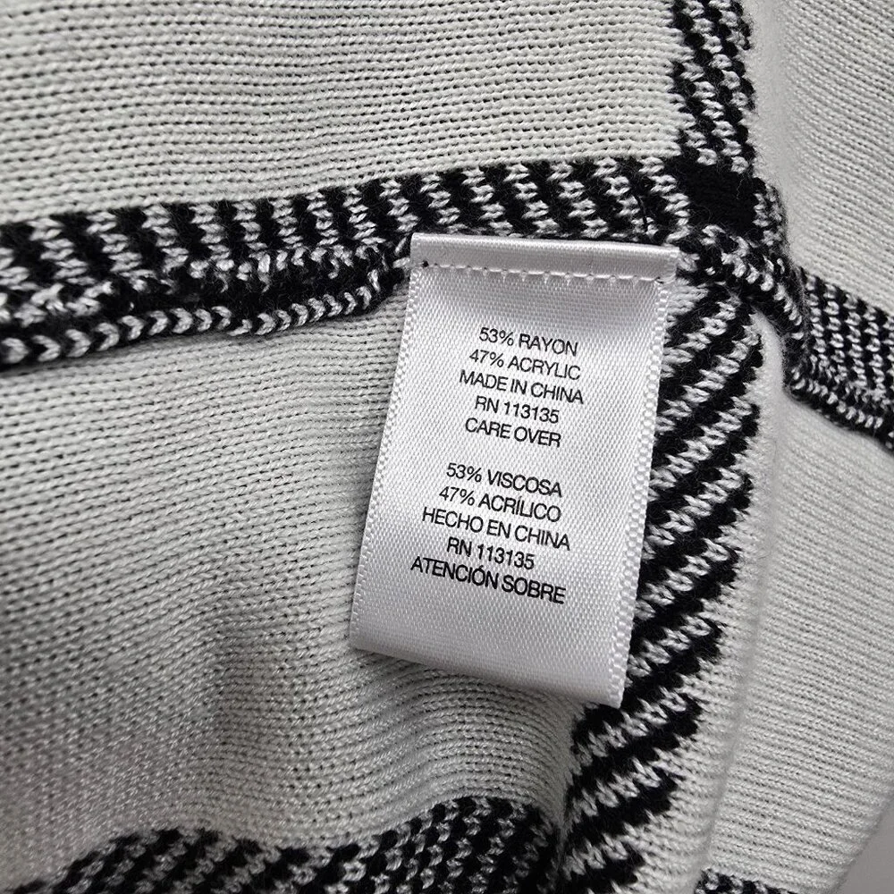 Leo & Nicole Thick Knit Open Front Cardigan Size 1X Grid Windowpane Black White